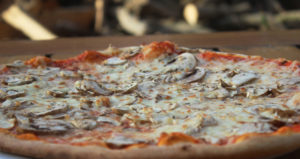 بيتزا انتيشي – بيتزا على الحطب